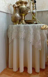 میز گرد و پارچه وگیپور سالم سالم