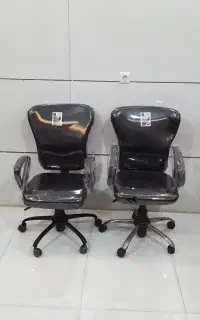 2 عدد صندلی چرخدار اداری جکدار مدیریت ریاستی چرمی