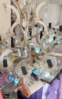 لوستر قدیمی چک
