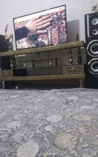 میز تی برنز