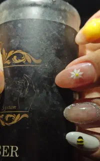 مدل کاشت ناخن عالیشهر