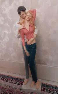 دو عدد مجستمه جدا هم میفروشم.