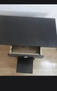 میز چرخ یا تحریر
