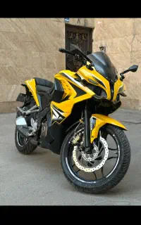 ار اس ۲۰۰ باجاج