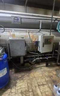 تعمیر نگهداری‌ موتورخانه و تاسیسات و چیلر و پمپ آب