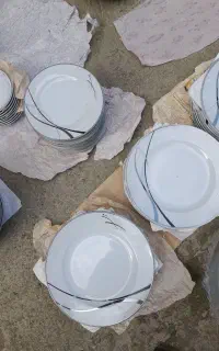 سرویس چینی ۱۸ نفره