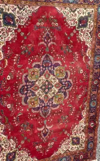 فرش دست بافت کارکرده