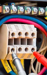 برقکار حرفه‌ای درب اتوماتیک آیفون اتصالی ...