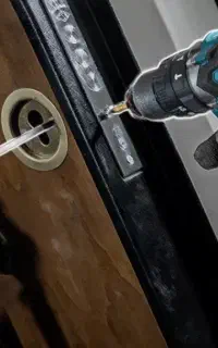 کلید سازی  از مبدا تا مقصد ده دقیقه  بازکردن درب
