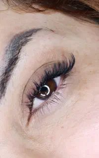 اکسنتشن مژه