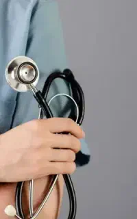 ارائه خدمات پرستاری شبانه روزی
