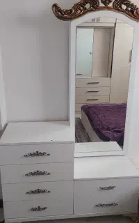آینه ارایشی