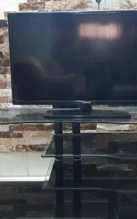 تلوزیون ال ای دی سامسونگ ۳۲درحد نو