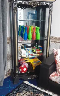 بوفه شیشه ای