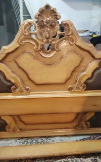 تخت دونفره همراه با دو عدد کفی