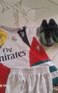 لباس فوتبال .