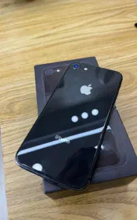 آیفون8
