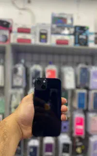 iPhone 13 normal