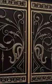 رنگ آمیزی درب و پنجره و سازه فلزی و Piping پروژه