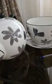 فنجان و قوری دکوری