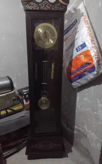 ساعت ایستاده