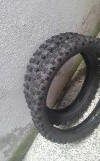 لاستیک گل درشت جنگلی
