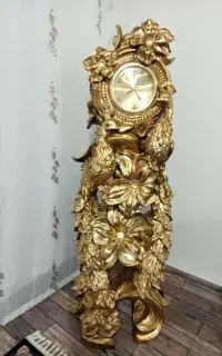 ساعت 5000000