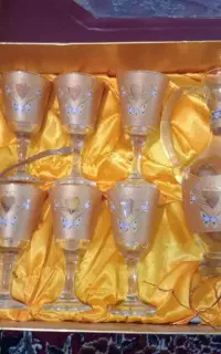 تعدادی ظرف دکوری