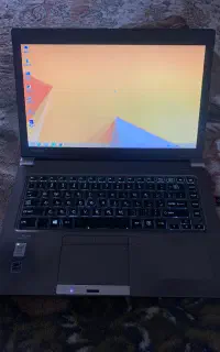 لپ تاپTOSHIBA