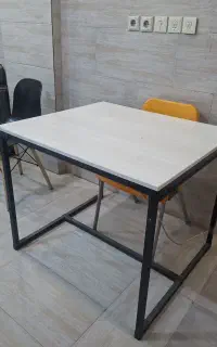 میز