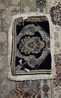 رو بالشتی و رو پشتی