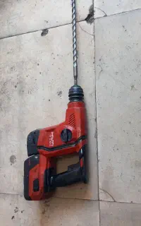 بتنکن شارژی اصل اصل هیلتی