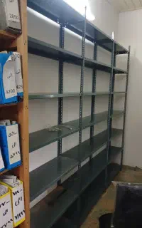 قفسه پیچ و مهره ای