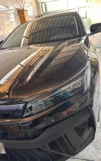 جک J7 مشکی در حد خشک و صفر
