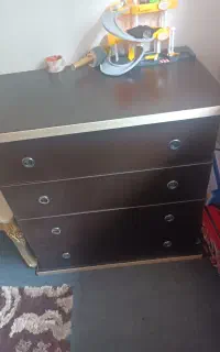 دراور ۴ کشوهه بزرگ سالم