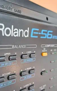 رولند e56 roland سینتی سایزر