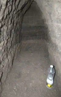 چاه کن مقنی نصب فاضلاب و کنده کاری سنگ کاری