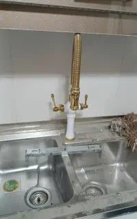 لوله کشی آب نصب  شیرآلات پیانویی نصب پمپ ابگرمکن