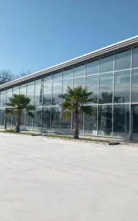 استخدام نیروی خدمات و پذیرایی