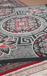 گلیم فرش و پشتی