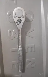 جغجغه دسته بکس ضامن دار 1/2 مارک هنس