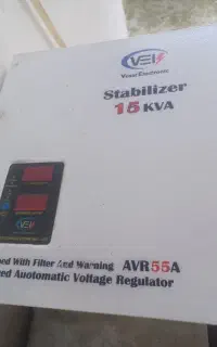 ترانس (استابلایزر) ۱۵ کاوا VEI مدل AVR55A سالم