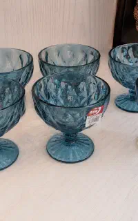 بستنی خوری گیلاسی