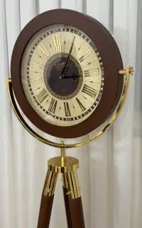 ساعت مدرن سه پایه نو