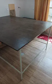 میز برش خیاطی