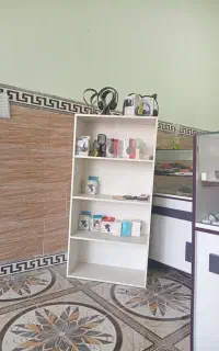 دکور چوبی در حد نو مرتب و بدون زدگی