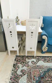 میزناهار خوری با صندلی