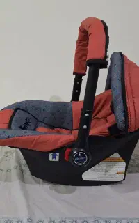 کریر نوزاد  برند چیکو دلیجان