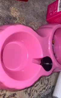 شامپوی گربه/ظرف غذای گربه
