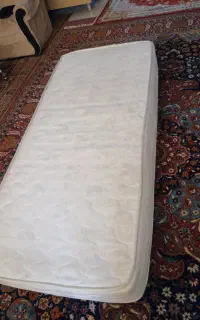 تشک یک نفره فنری